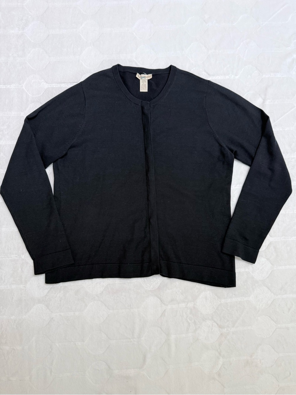 TravelSmith Size L Silk Blend Cardigan Black Lightweight Classic Long Sleeve